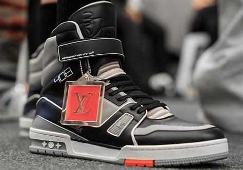 louis vuitton x virgil abloh|Virgil Abloh Louis Vuitton sneakers.